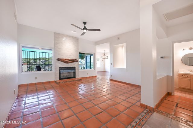 1201 Camino Diestro, Oro Valley, AZ 85704