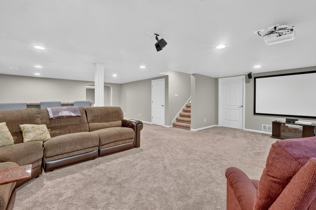 51103 Upland View Street, Canton Twp, MI 48188