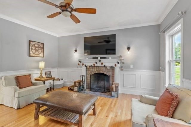 25 Stonebridge Rd, Groveland, MA 01834