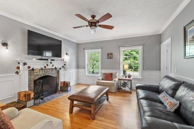 25 Stonebridge Rd, Groveland, MA 01834
