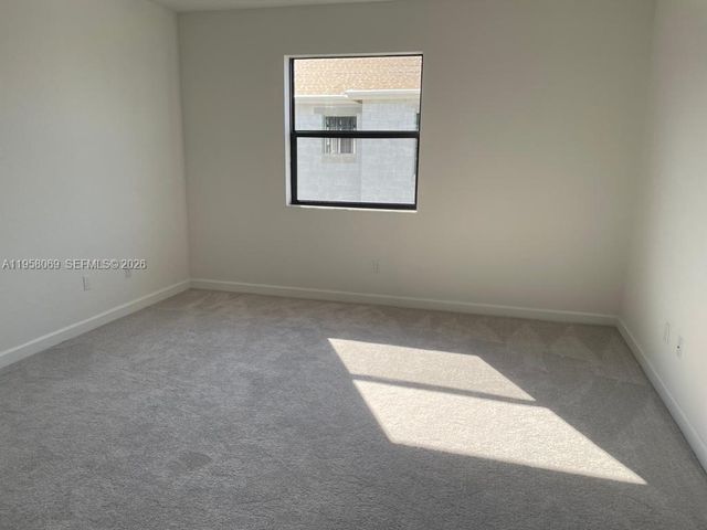 212 SW 159th Ter 0, Pembroke Pines, FL 33027