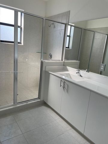 212 SW 159th Ter 0, Pembroke Pines, FL 33027