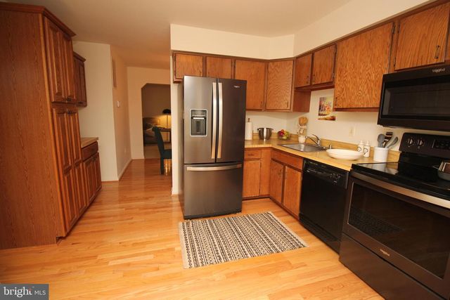 5932 SAINT MORITZ DR, Temple Hills, MD 20748