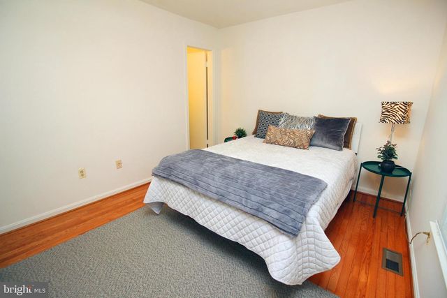 5932 SAINT MORITZ DR, Temple Hills, MD 20748