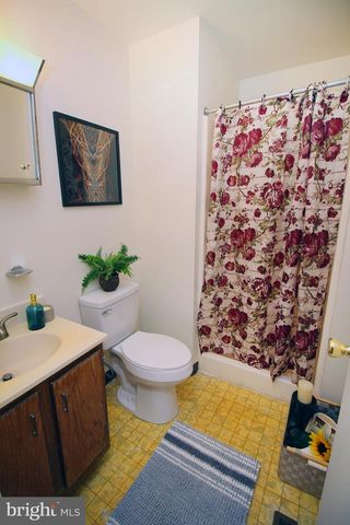 5932 SAINT MORITZ DR, Temple Hills, MD 20748