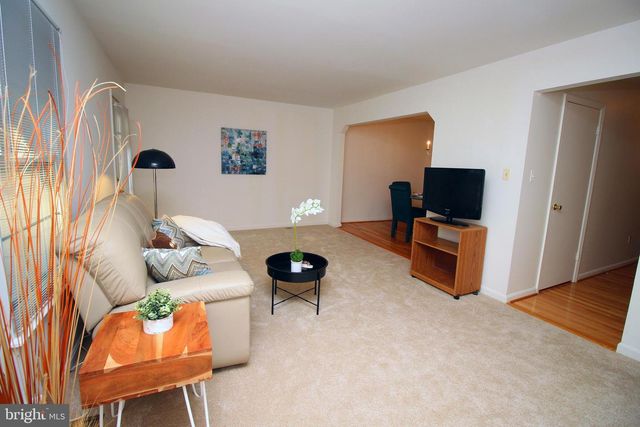 5932 SAINT MORITZ DR, Temple Hills, MD 20748