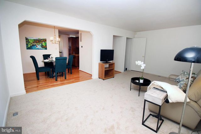5932 SAINT MORITZ DR, Temple Hills, MD 20748
