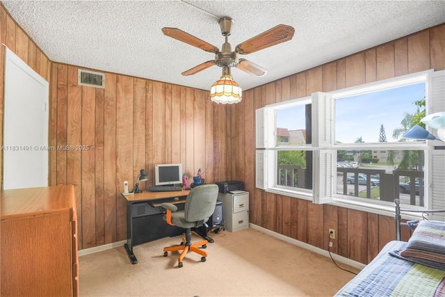 9261 Sunrise Lakes Blvd 203, Sunrise, FL 33322