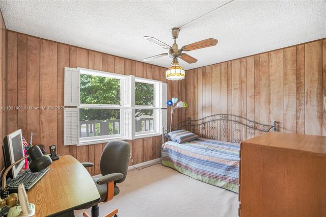 9261 Sunrise Lakes Blvd 203, Sunrise, FL 33322