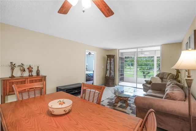 9261 Sunrise Lakes Blvd 203, Sunrise, FL 33322