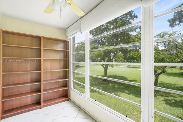 9261 Sunrise Lakes Blvd 203, Sunrise, FL 33322