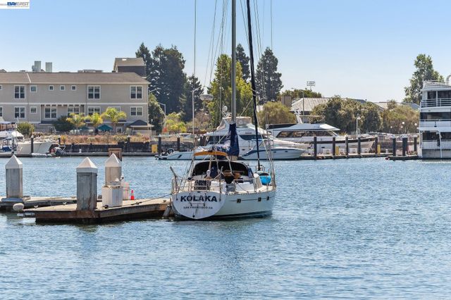 222 Broadway 712, Oakland, CA 94607