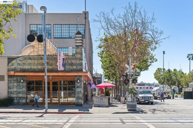 222 Broadway 712, Oakland, CA 94607