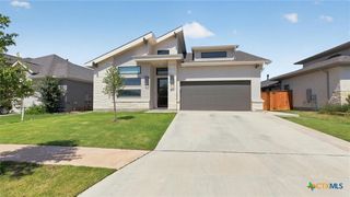 613 Meade Street, New Braunfels, TX 78132