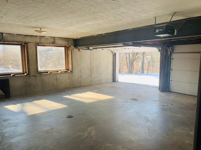 1990 Alexandria Pike, Highland Heights, KY 41076