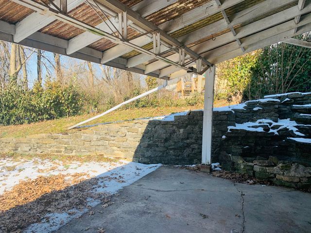 1990 Alexandria Pike, Highland Heights, KY 41076