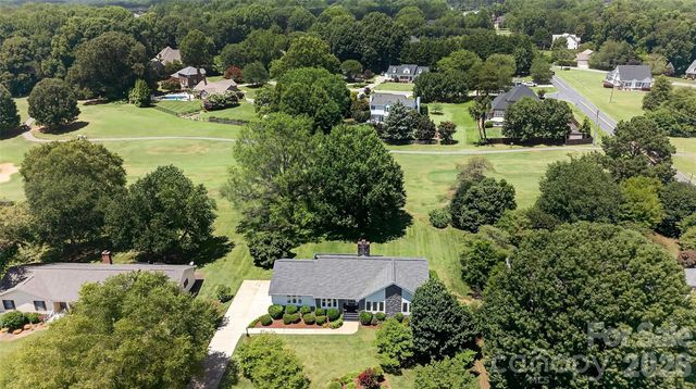 110 Old Squaw Road, Mooresville, NC 28117