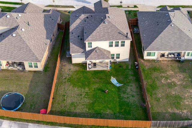 1965 Travertine Avenue, Heartland, TX 75126