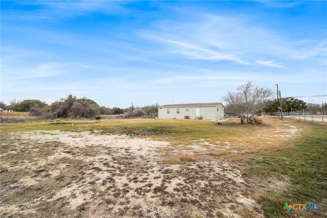 3814 New Mathis Road, Elmendorf, TX 78112