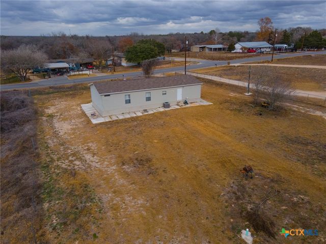 3814 New Mathis Road, Elmendorf, TX 78112