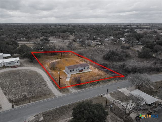 3814 New Mathis Road, Elmendorf, TX 78112