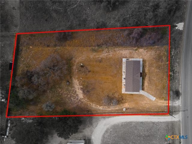 3814 New Mathis Road, Elmendorf, TX 78112