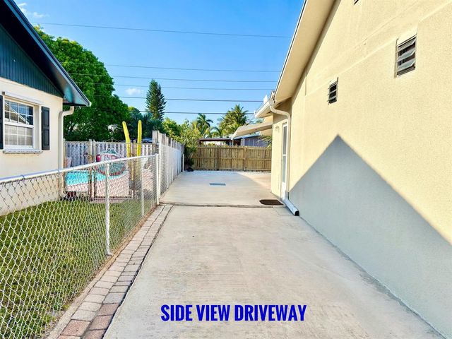 1213 W Broward Street, Lantana, FL 33462
