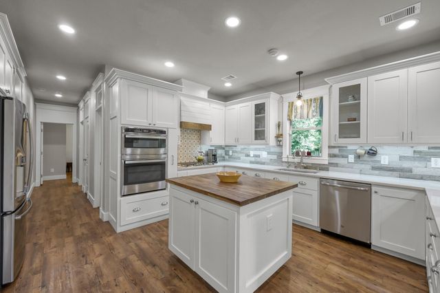1615 Melissa Drive, Spring, TX 77386