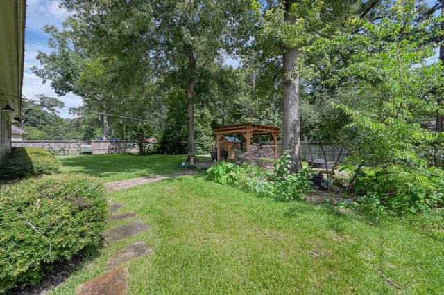 1615 Melissa Drive, Spring, TX 77386