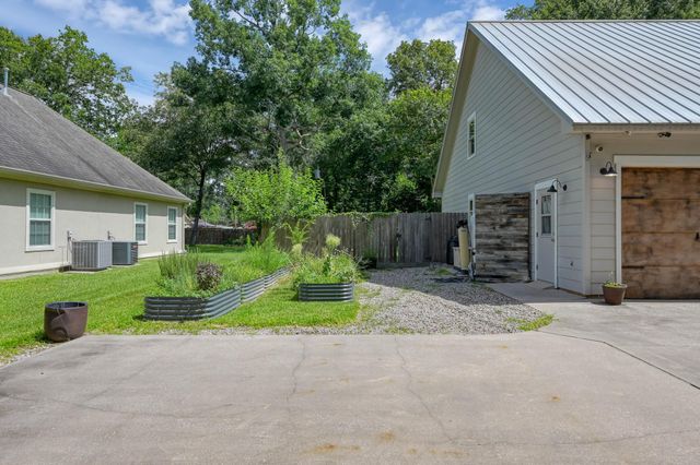 1615 Melissa Drive, Spring, TX 77386