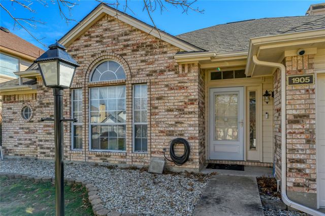 1905 Timberline Lane, Sherman, TX 75092