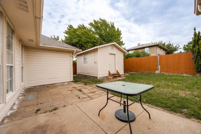 1905 Timberline Lane, Sherman, TX 75092