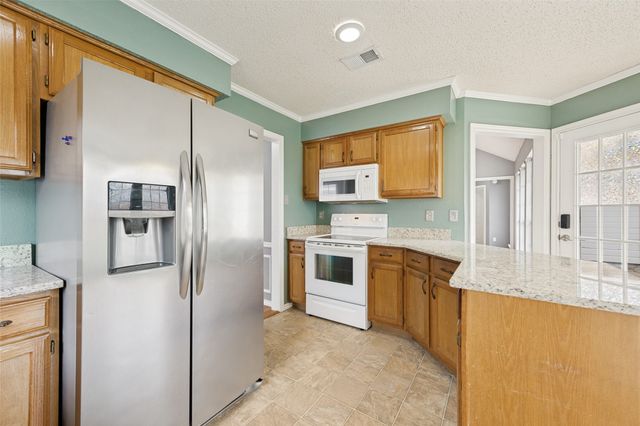 1905 Timberline Lane, Sherman, TX 75092