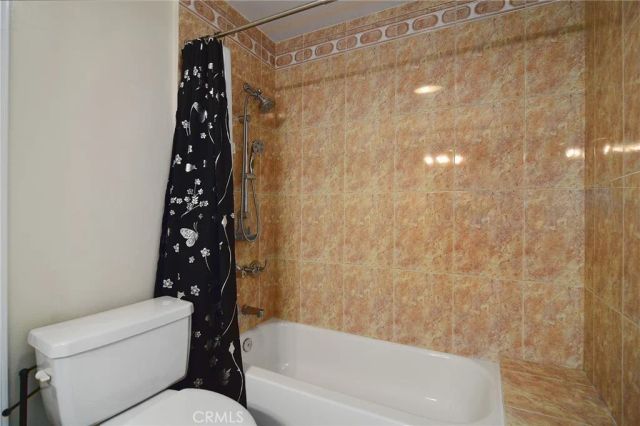 19611 Rosita Street, Tarzana, CA 91356