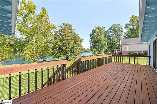 136 Shannon Lake Circle, Greenville, SC 29615