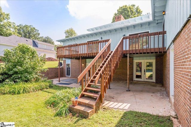 136 Shannon Lake Circle, Greenville, SC 29615