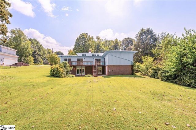 136 Shannon Lake Circle, Greenville, SC 29615