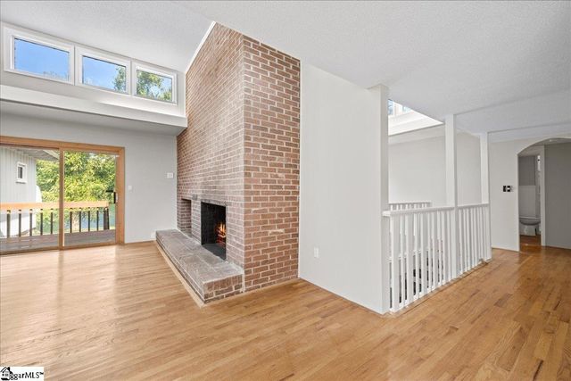 136 Shannon Lake Circle, Greenville, SC 29615