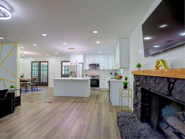 3075 Wayward Drive, Marietta, GA 30066