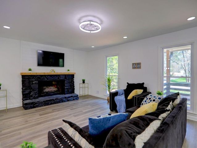 3075 Wayward Drive, Marietta, GA 30066