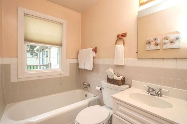 1311 N 5th Street, Mankato, MN 56001