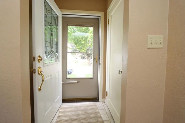 1311 N 5th Street, Mankato, MN 56001