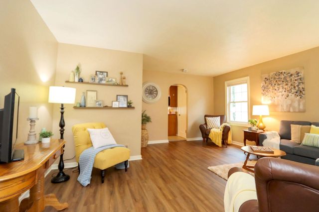 1311 N 5th Street, Mankato, MN 56001