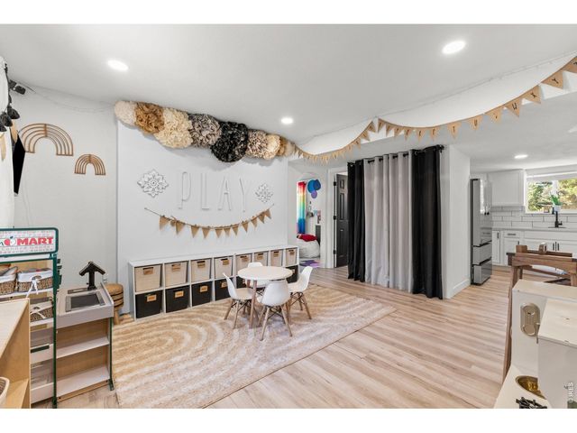 818 E Swallow Rd, Fort Collins, CO 80525