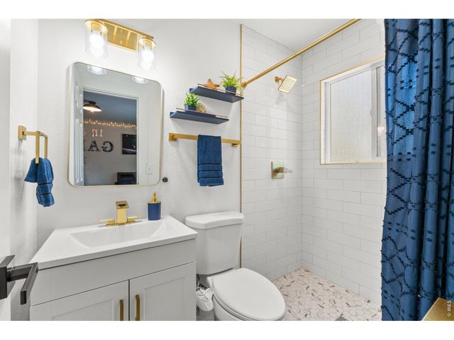 818 E Swallow Rd, Fort Collins, CO 80525
