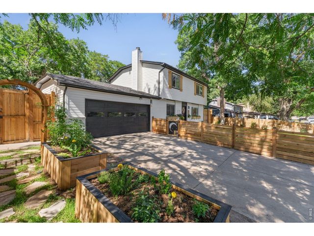 818 E Swallow Rd, Fort Collins, CO 80525