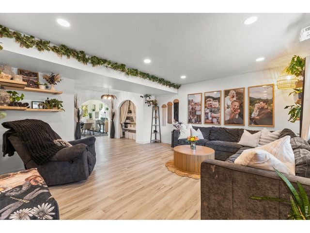 818 E Swallow Rd, Fort Collins, CO 80525