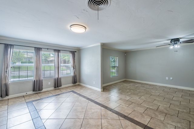 7824 Davenport Avenue, Fort Worth, TX 76116