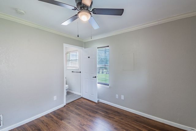 7824 Davenport Avenue, Fort Worth, TX 76116