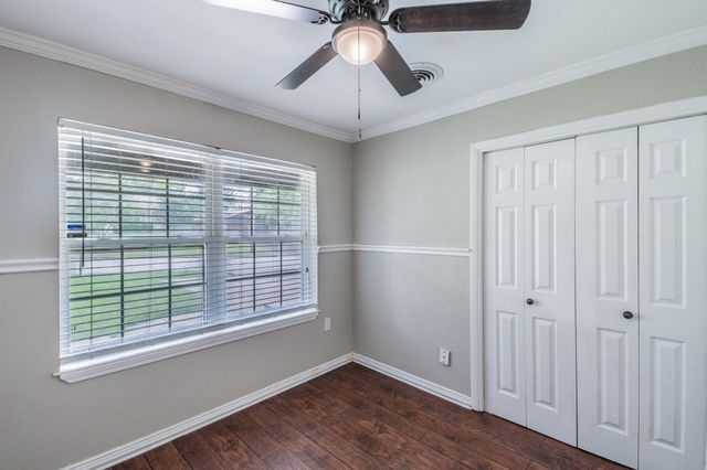 7824 Davenport Avenue, Fort Worth, TX 76116